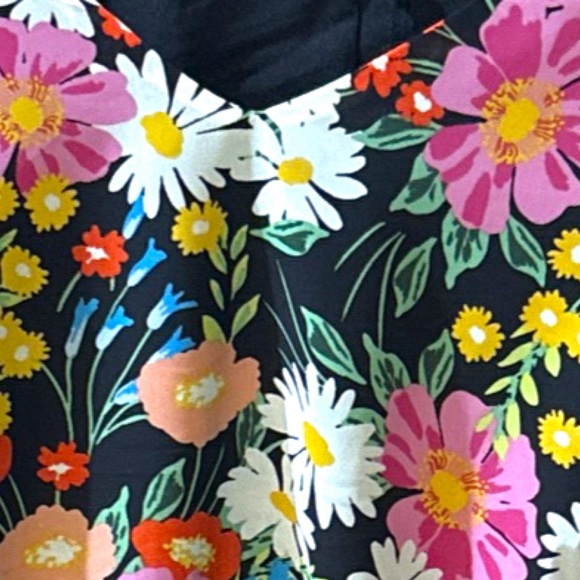 Sugarlips Lupita Floral Ways Balloon Sleeve Blouse - Picture 6 of 16